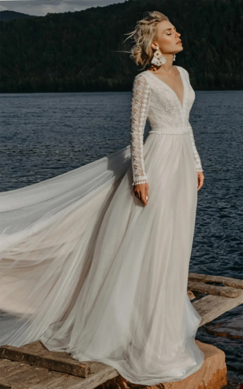 Modern Bohemian Wedding Bridal Gowns V Neck Long Sleeves Backless Lace Bride Dresses Custom Made Plus Size