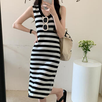 2024 Women's Wear New Korean Style Round Neck Contrast Color Striped Sleeveless Casual Dresses Midi Dress