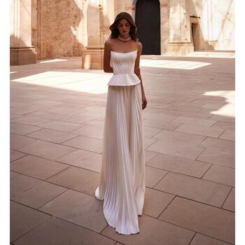 White Wedding Dress Strpaless Floor Length Draped Sleeveless Formal Occasion A-Line Gown For Elegant Women Bridal Dresses