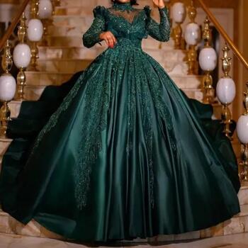 Saudi Arabic Muslim Emerald Green Prom Occasion Dresses High Neck Lace Applique Satin Women Birthday Party Quinceanera Dress 15
