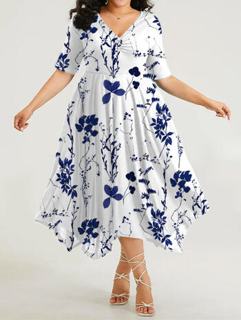 Women's Plus Size Short-sleeved V-neck Pleated Floral Print Irregular Dress