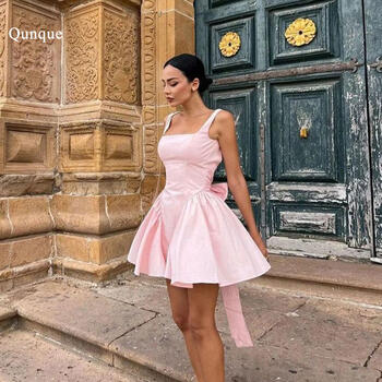 Qunque Short Satin Graduation Party Dress Pink Straps Sleeveless Homecoming Dresses Sexy Blackless With Bow Cocktail Prom Gowns