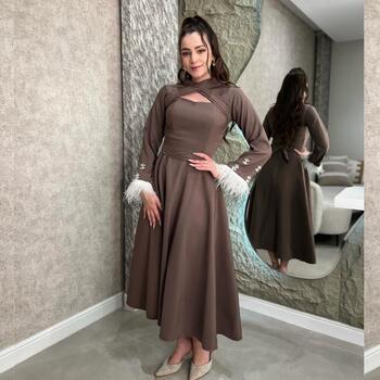 High Quality Classic Jersey Rhinestone Feather Pleat Ruched Draped A-line High Collar Midi Dresses Homecoming Dresses Fashion